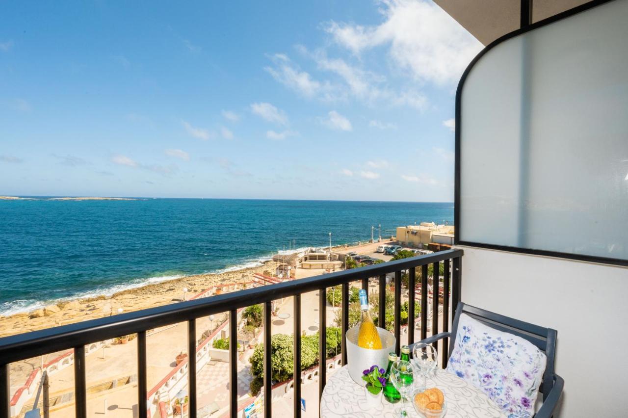 Islet Promenade Seafront Family Apartment With 2 Balconies By Getawaysmalta St. Paul's Bay Exterior photo