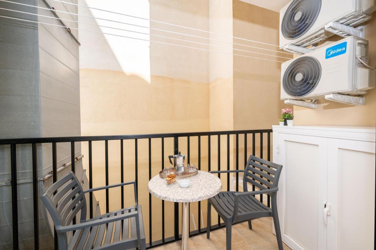 Islet Promenade Seafront Family Apartment With 2 Balconies By Getawaysmalta St. Paul's Bay Exterior photo